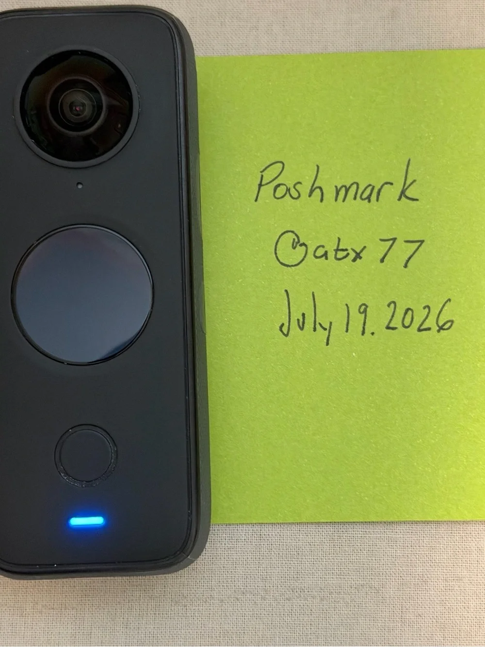 Insta360 X2 with accessories and case